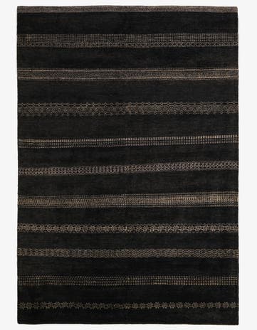 5' 7 x 8' Hand Knotted Kashkuli Gabbeh Wool Rug
