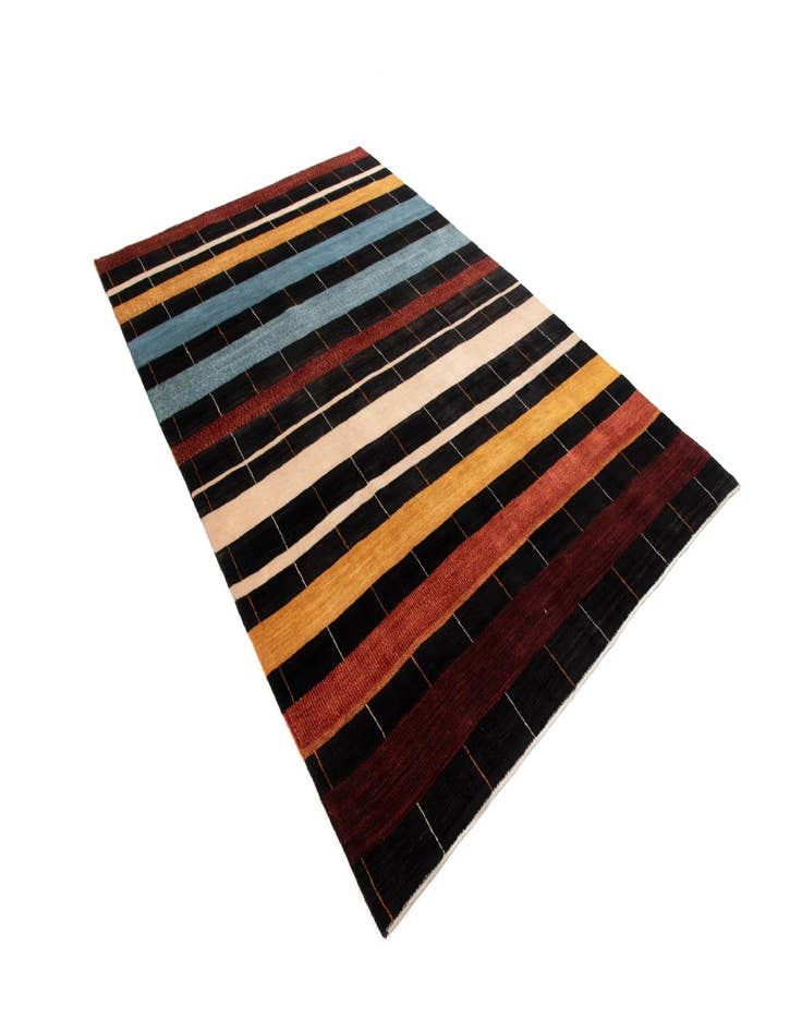 Detail image of 6' 5 x 9' 8 Kashkuli Wool Rug