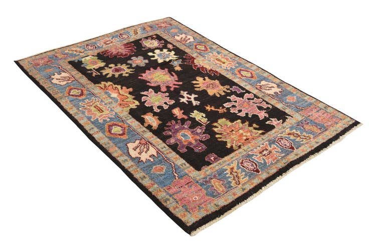 Detail image of 4' 3 x 5' 9 Hand Knotted Kazak Rug