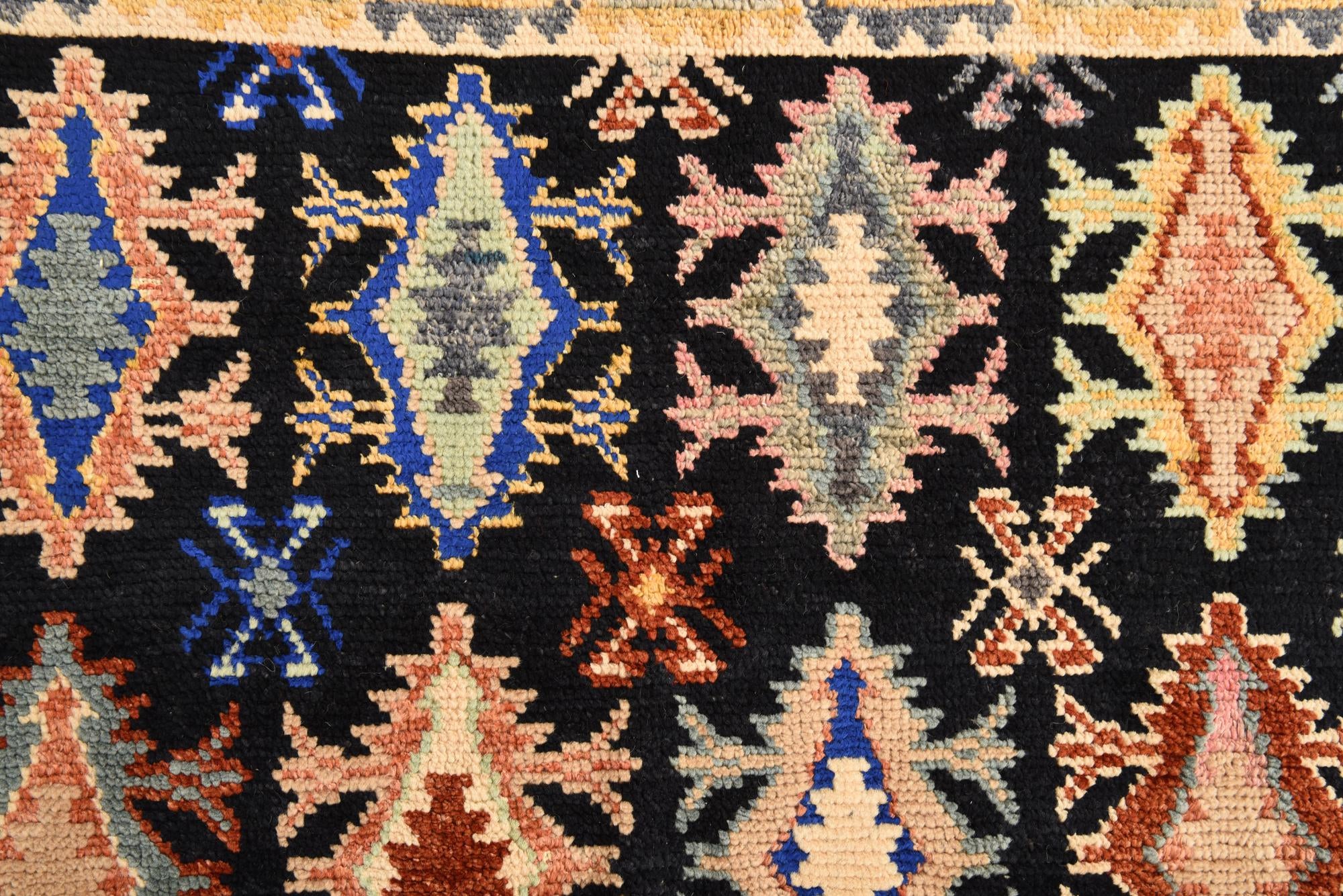 5' x 6' 9 Hand Knotted Kazak Wool Rug