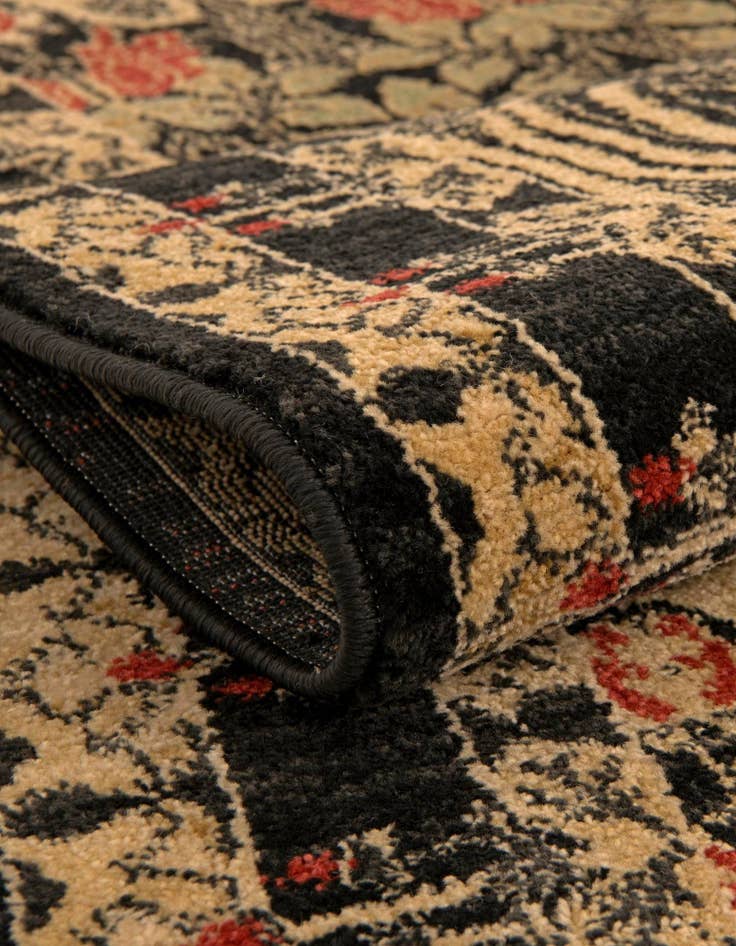 Detail image of 5' x 8' Kensington Rug