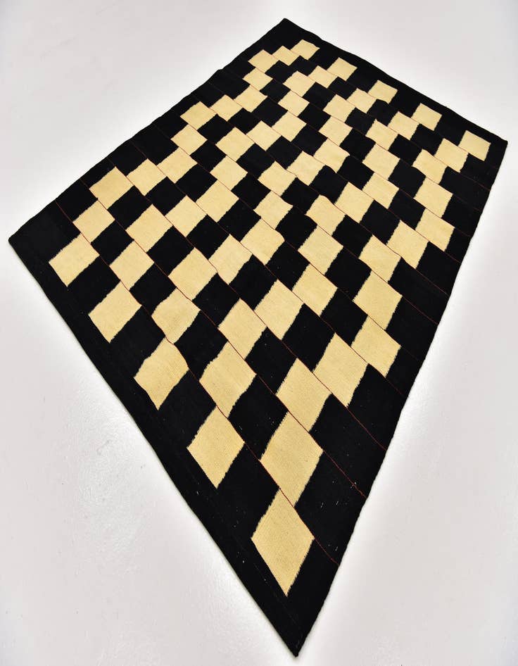 Detail image of 5' 3 x 6' 9 Hand Woven Kilim Modern Wool Rug