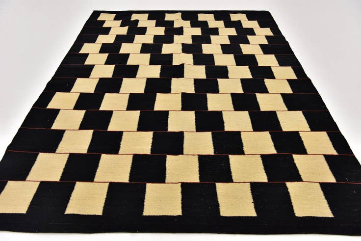 Detail image of 5' x 6' 10 Hand Woven Kilim Modern Wool Rug