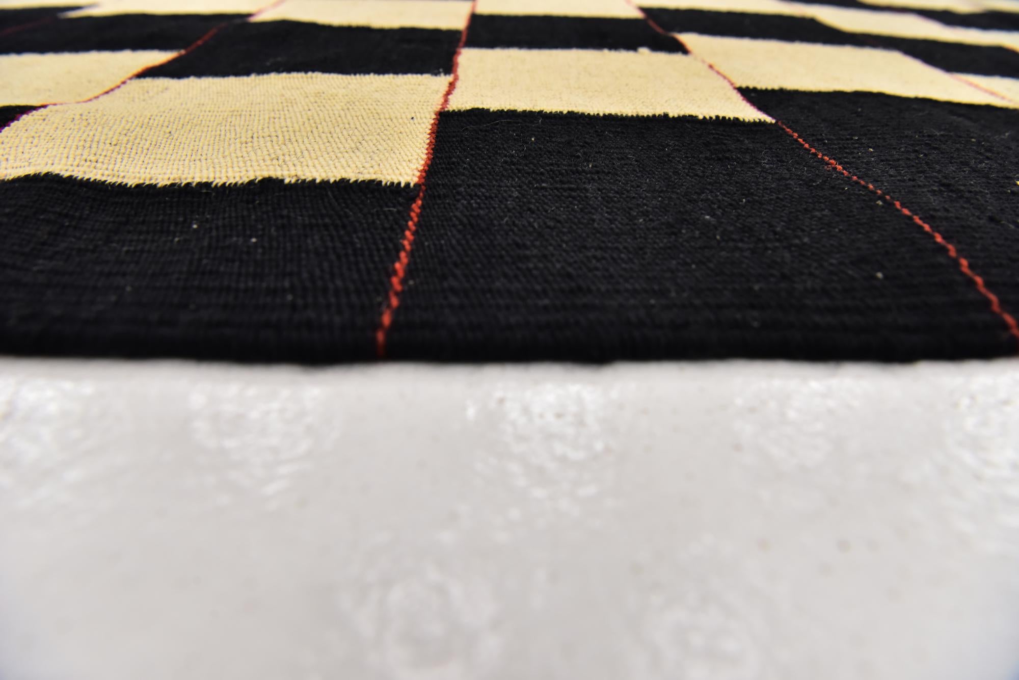 5' x 6' 9 Hand Woven Kilim Modern Wool Rug