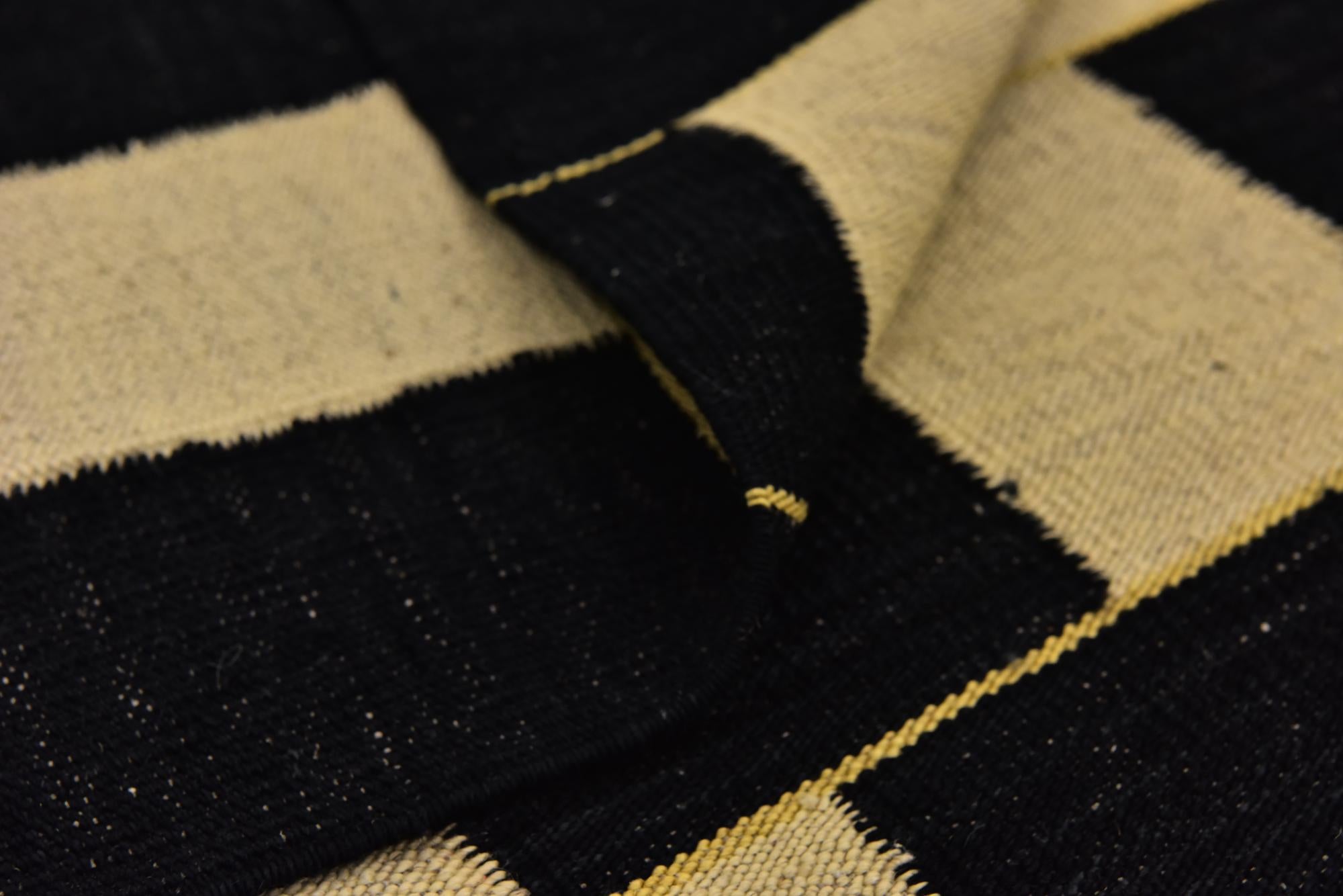 6' 2 x 7' 9 Hand Woven Kilim Modern Wool Rug