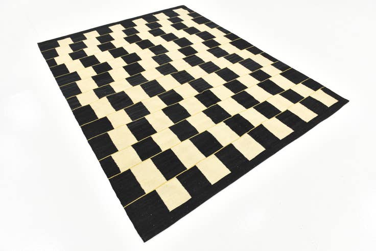 Detail image of 6' x 7' 9 Hand Woven Kilim Modern Wool Rug