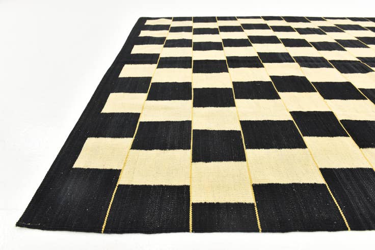 Detail image of 6' x 7' 9 Hand Woven Kilim Modern Wool Rug