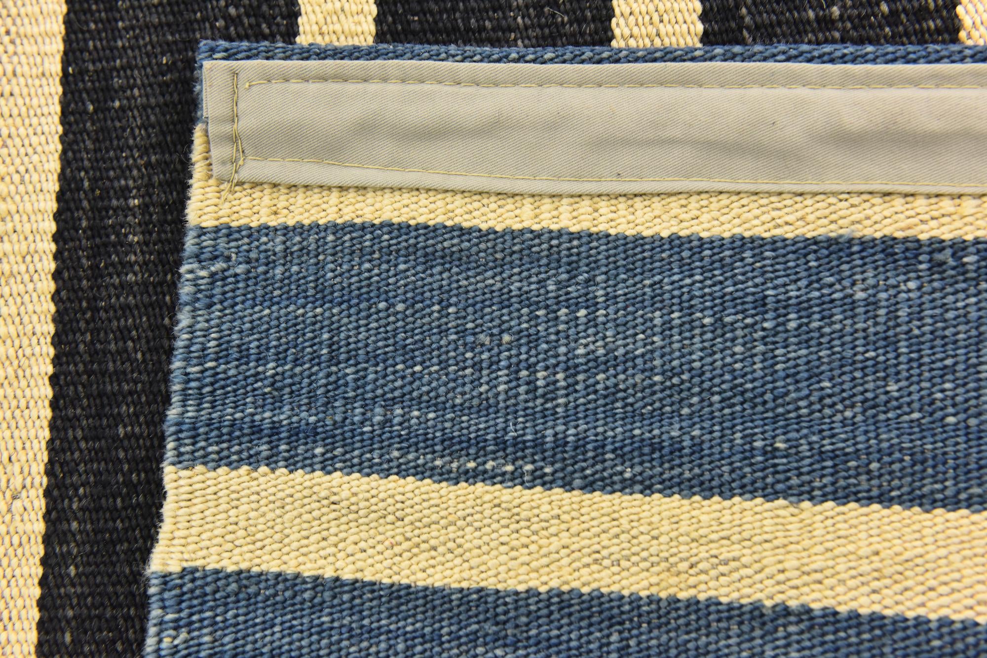 5' x 6' 6 Hand Woven Kilim Modern Wool Rug