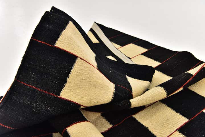 4' 4 x 6' Hand Woven Kilim Modern Wool Rug
