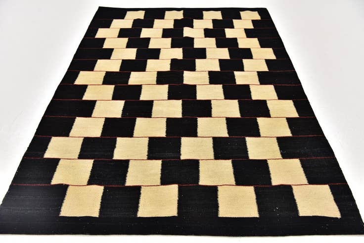 Detail image of 4' 4 x 6' Hand Woven Kilim Modern Wool Rug