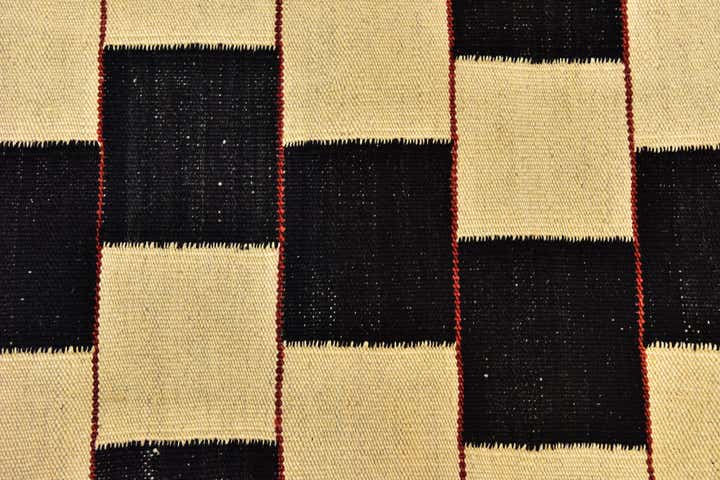 4' 4 x 6' Hand Woven Kilim Modern Wool Rug