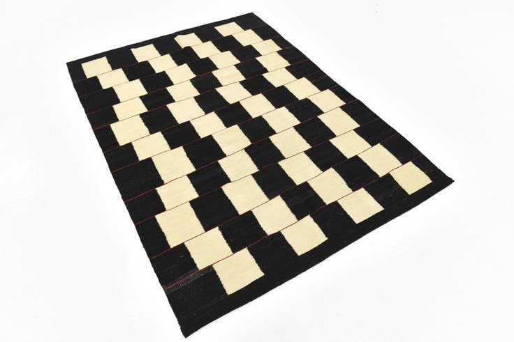 Detail image of 4' 4 x 6' Hand Woven Kilim Modern Wool Rug