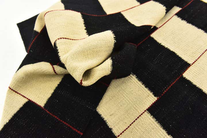 4' 4 x 6' Hand Woven Kilim Modern Wool Rug