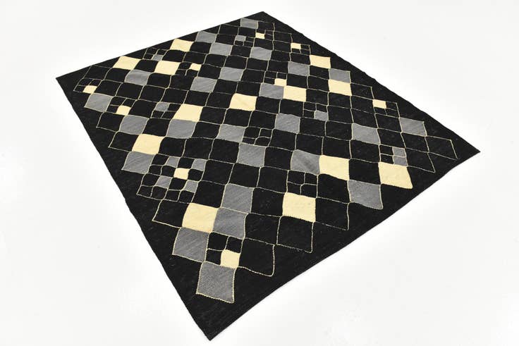 Detail image of 5' 4 x 6' 4 Hand Woven Kilim Modern Wool Rug