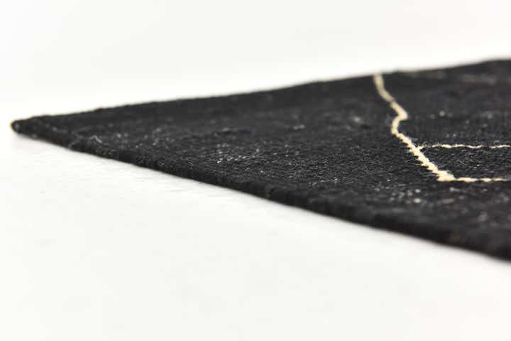 5' 4 x 6' 4 Hand Woven Kilim Modern Wool Rug