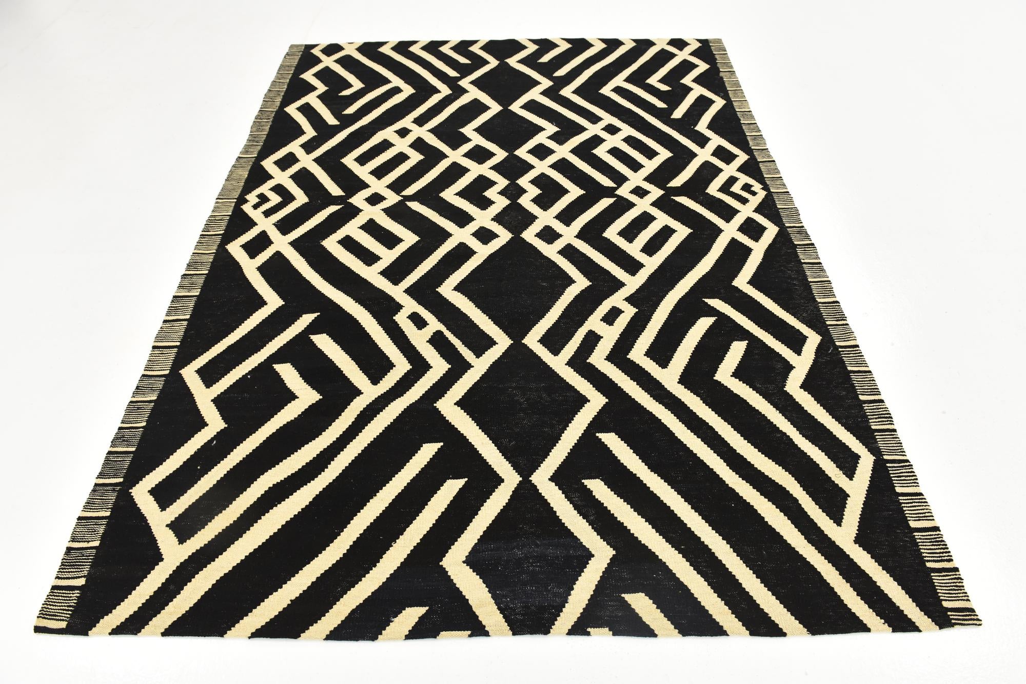 5' 8 x 7' 8 Hand Woven Kilim Modern Wool Rug