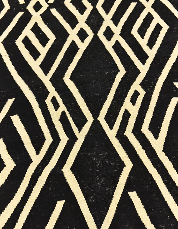 Detail image of 5' 8 x 7' 8  Hand Woven Kilim Modern Wool Rug