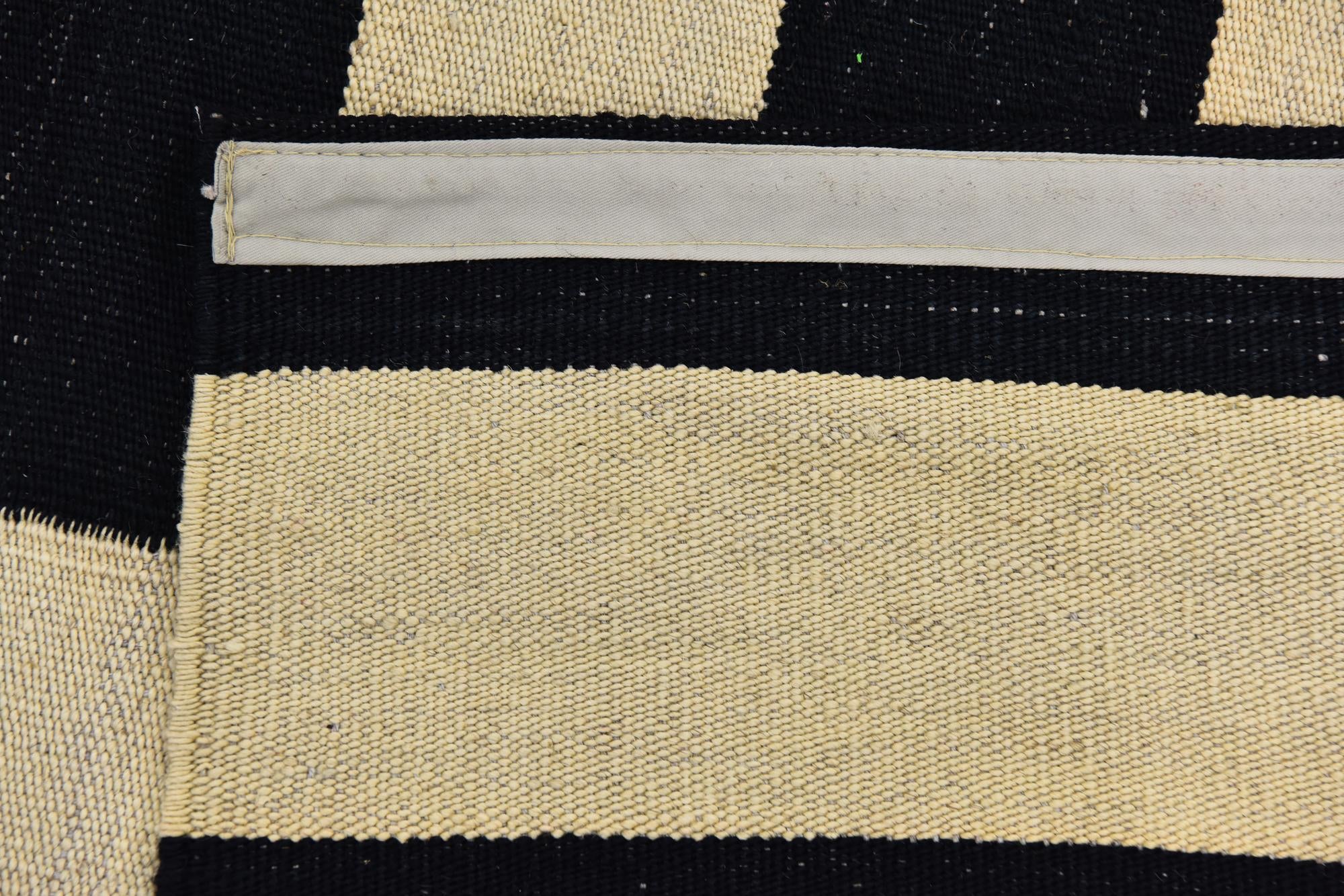 6' x 7' 8 Hand Woven Kilim Modern Wool Rug