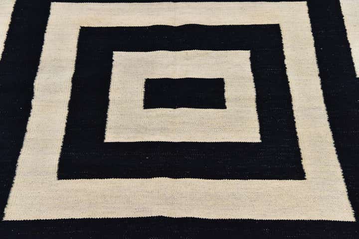 6' x 7' 8 Hand Woven Kilim Modern Wool Rug