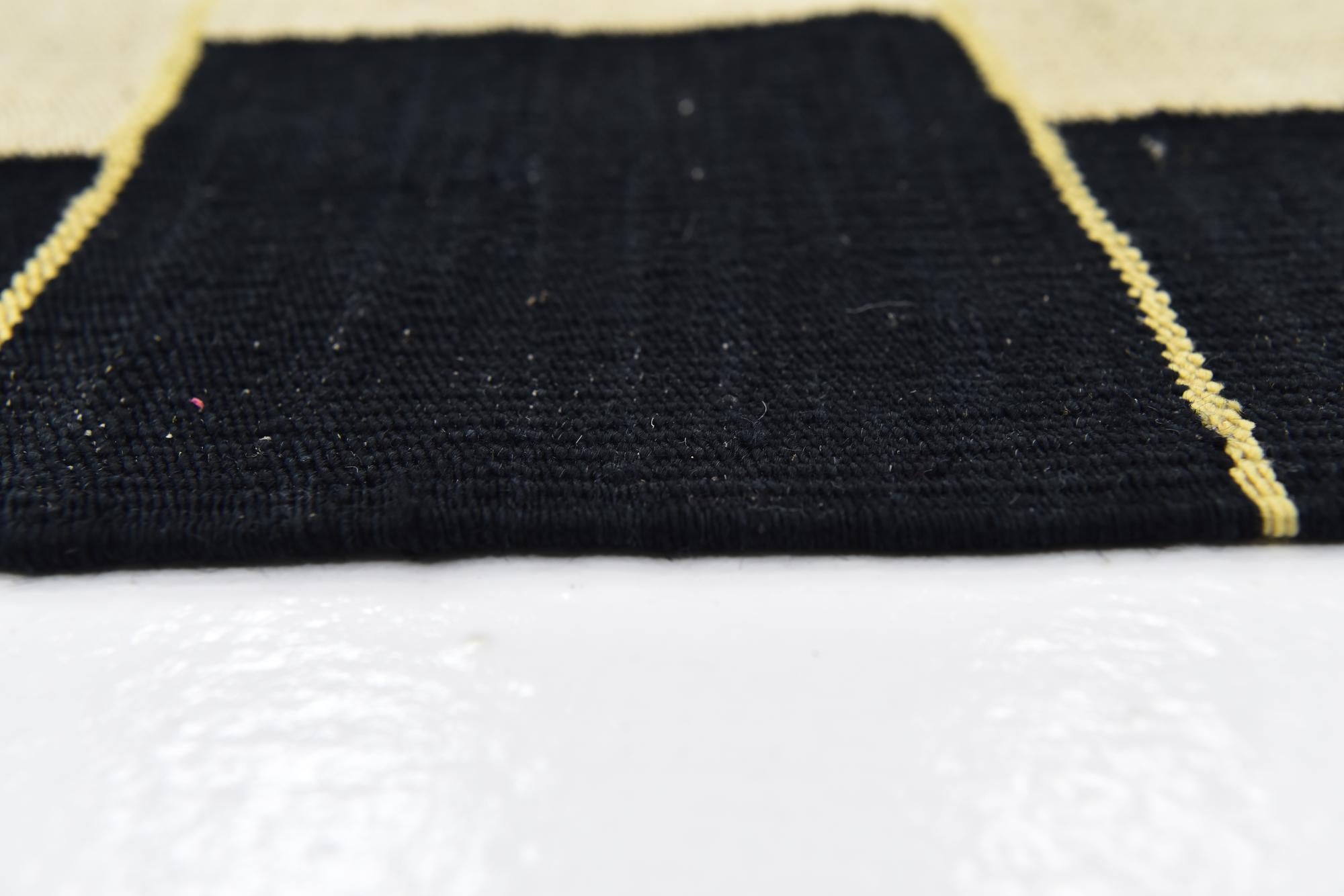 6' x 7' 10 Hand Woven Kilim Modern Wool Rug