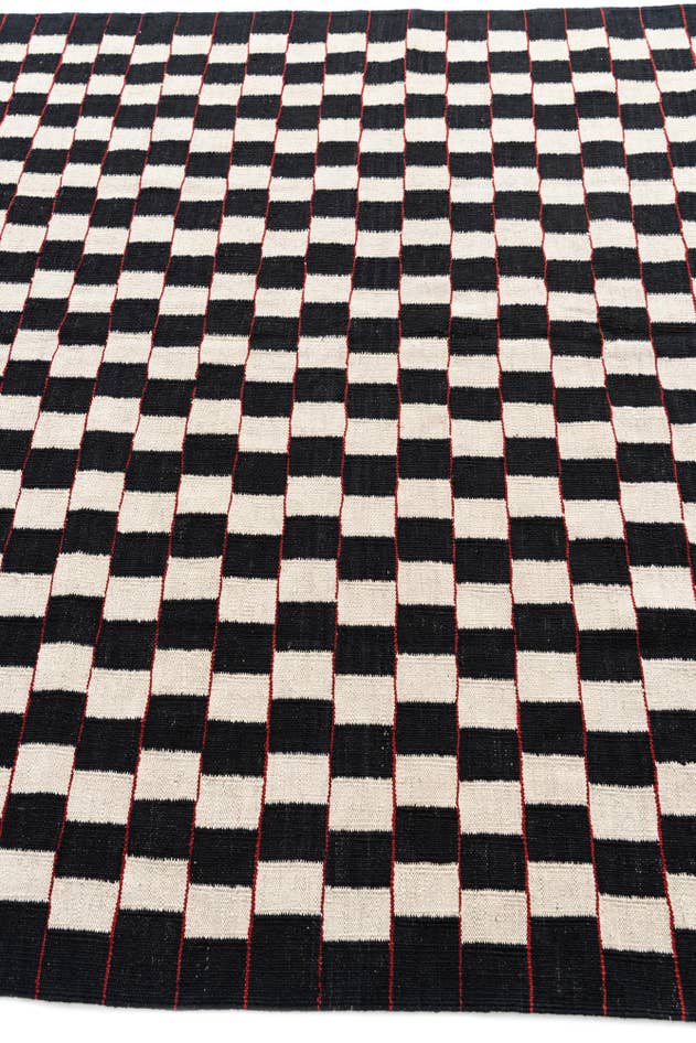 Detail image of 5' 9 x 7' 9 Hand Woven Kilim Modern Wool Rug