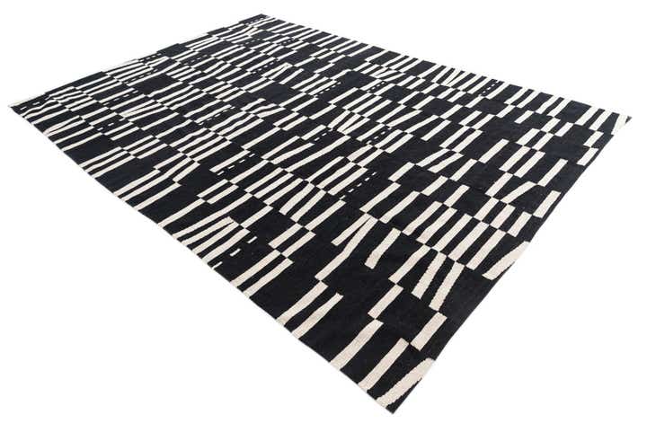 6' 10 x 9' 8 Hand Woven Kilim Modern Wool Rug