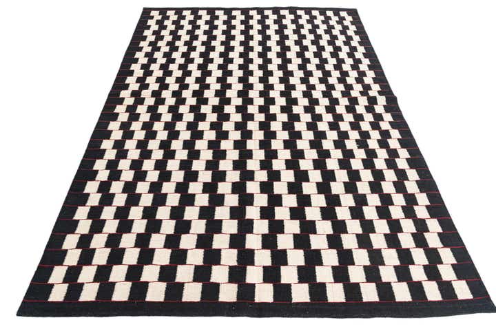 5' 7 x 8' Hand Woven Kilim Modern Wool Rug