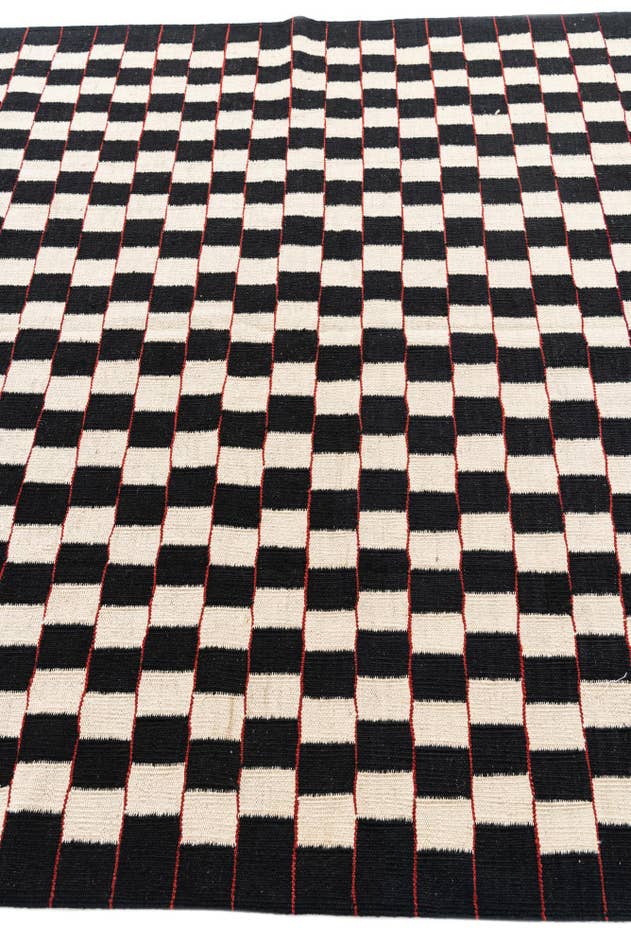 Detail image of 5' 7 x 8' Hand Woven Kilim Modern Wool Rug