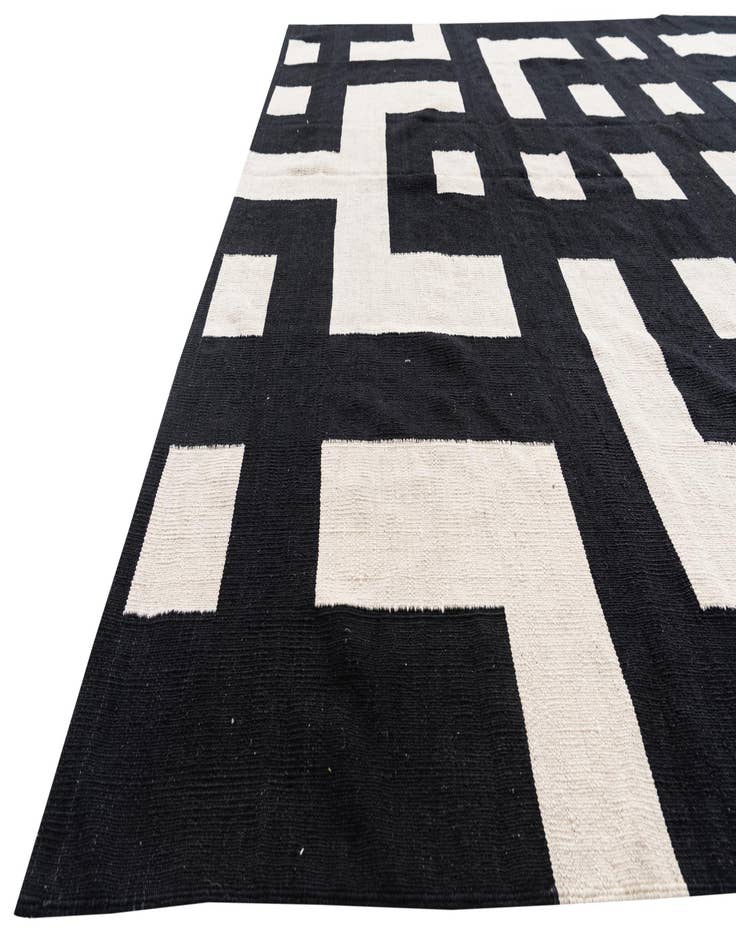 Detail image of 8' 2 x 9' 6 Hand Woven Kilim Modern Wool Rug