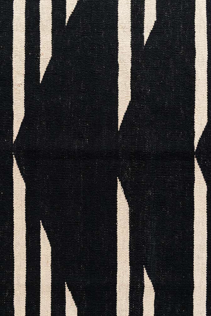 4' 1 x 5' 7 Hand Woven Kilim Modern Wool Rug
