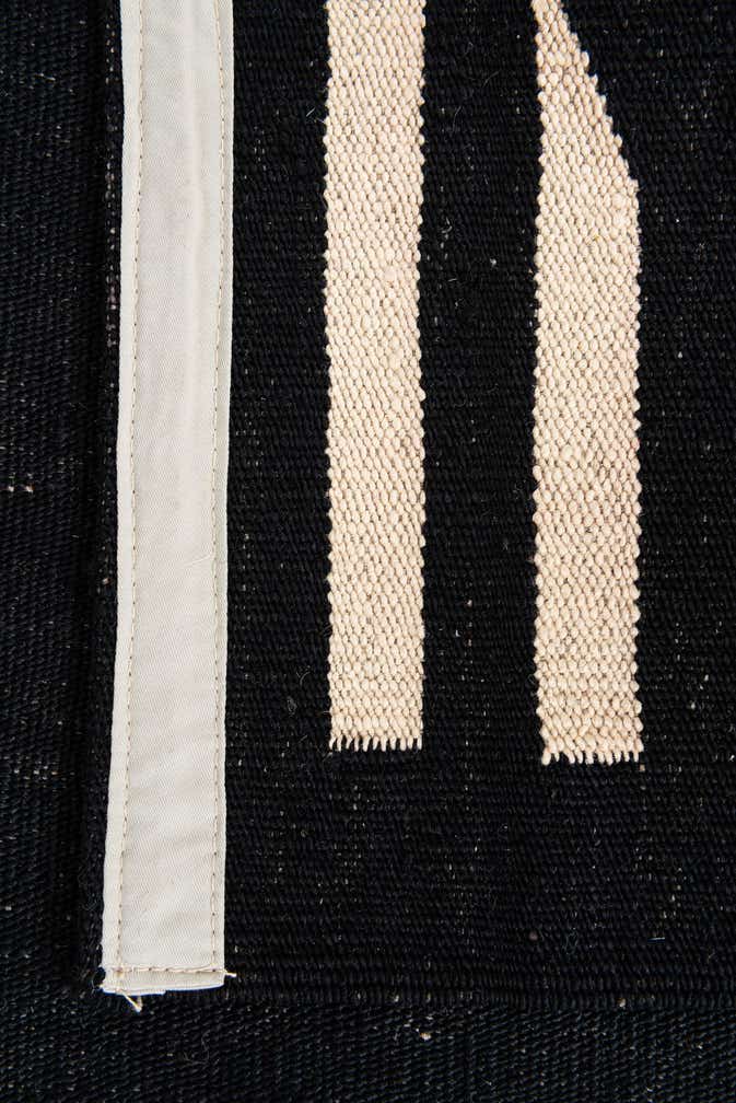 4' 1 x 5' 7 Hand Woven Kilim Modern Wool Rug