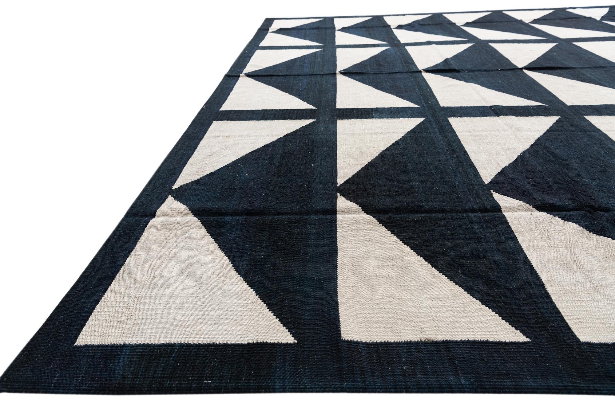305cm x 395cm Hand Woven Kilim Modern Wool Rug