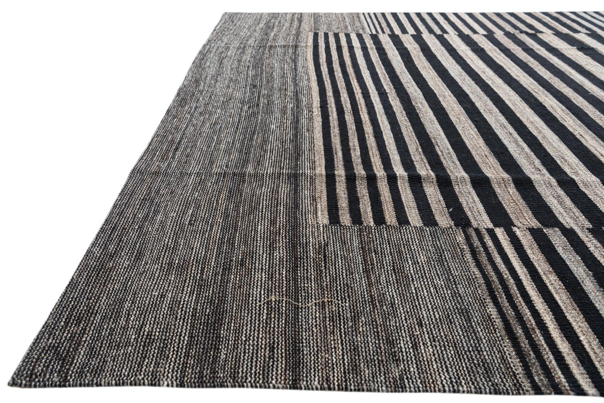 5' 10 x 7' 8 Hand Woven Kilim Modern Wool Rug
