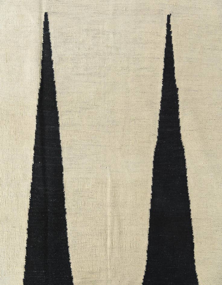 Detail image of 7' x 9' 6  Hand Woven Kilim Modern Wool Rug