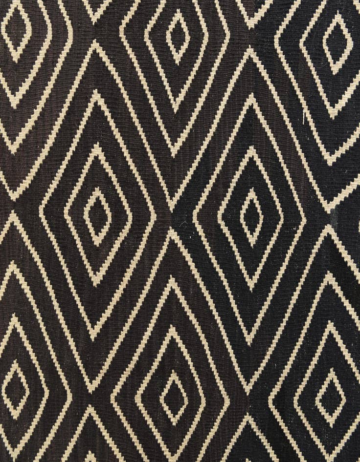 Detail image of 7' x 10'  Hand Woven Kilim Modern Wool Rug