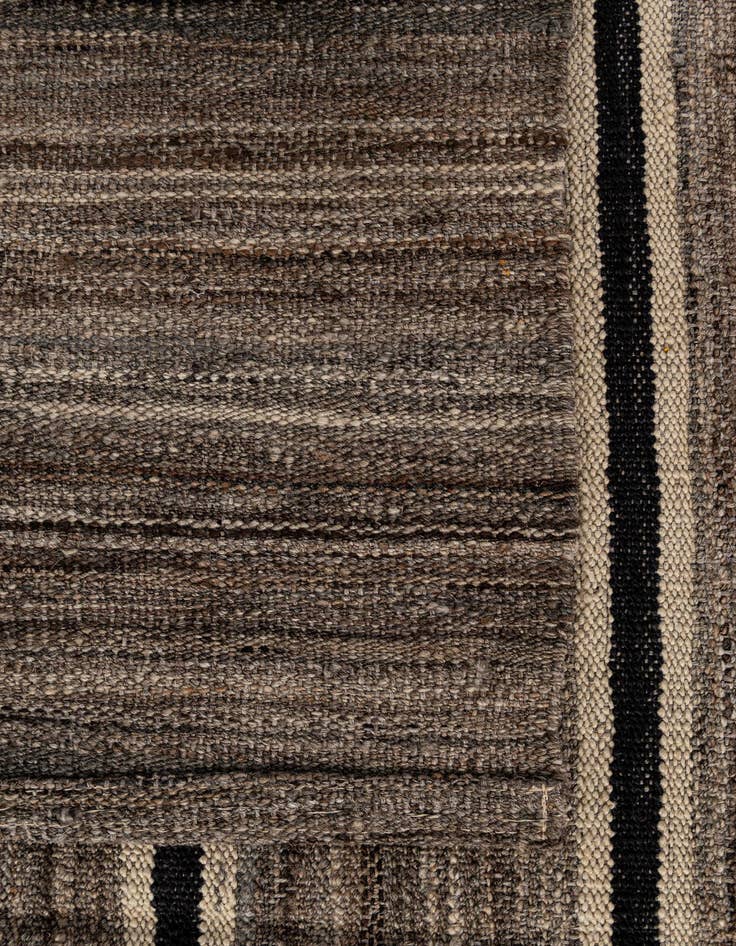 Detail image of 5' 6 x 6' 3  Hand Woven Kilim Modern Wool Rug
