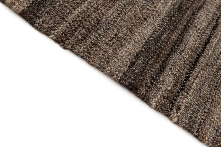 Detail image of 5' 6 x 6' 3 Hand Woven Kilim Modern Wool Rug