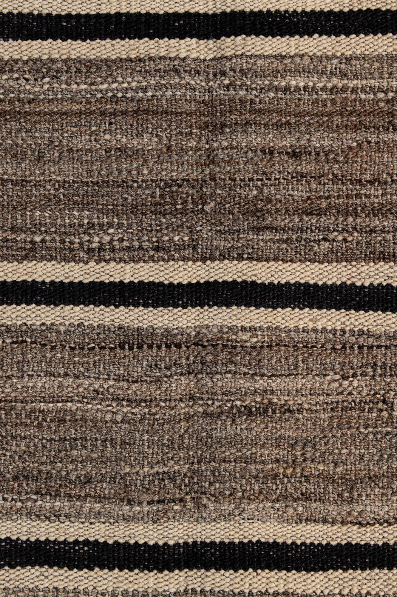 5' 6 x 6' 3 Hand Woven Kilim Modern Wool Rug