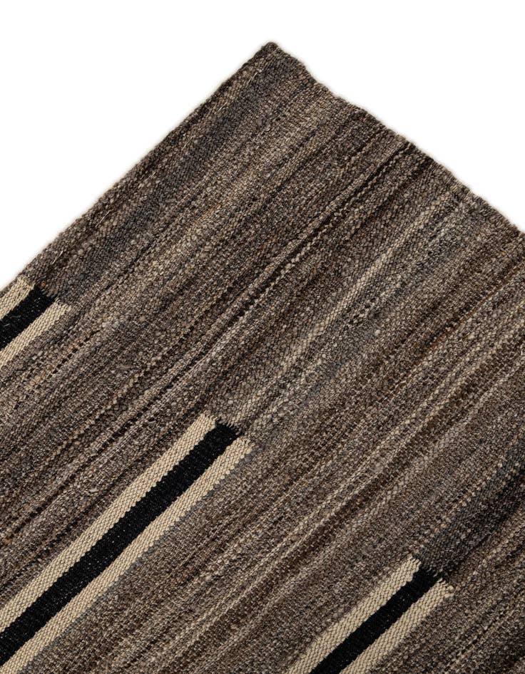 Detail image of 5' 6 x 6' 3  Hand Woven Kilim Modern Wool Rug