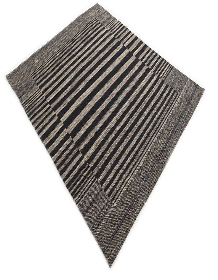 Detail image of 5' 2 x 6' 3 Hand Woven Kilim Modern Wool Rug