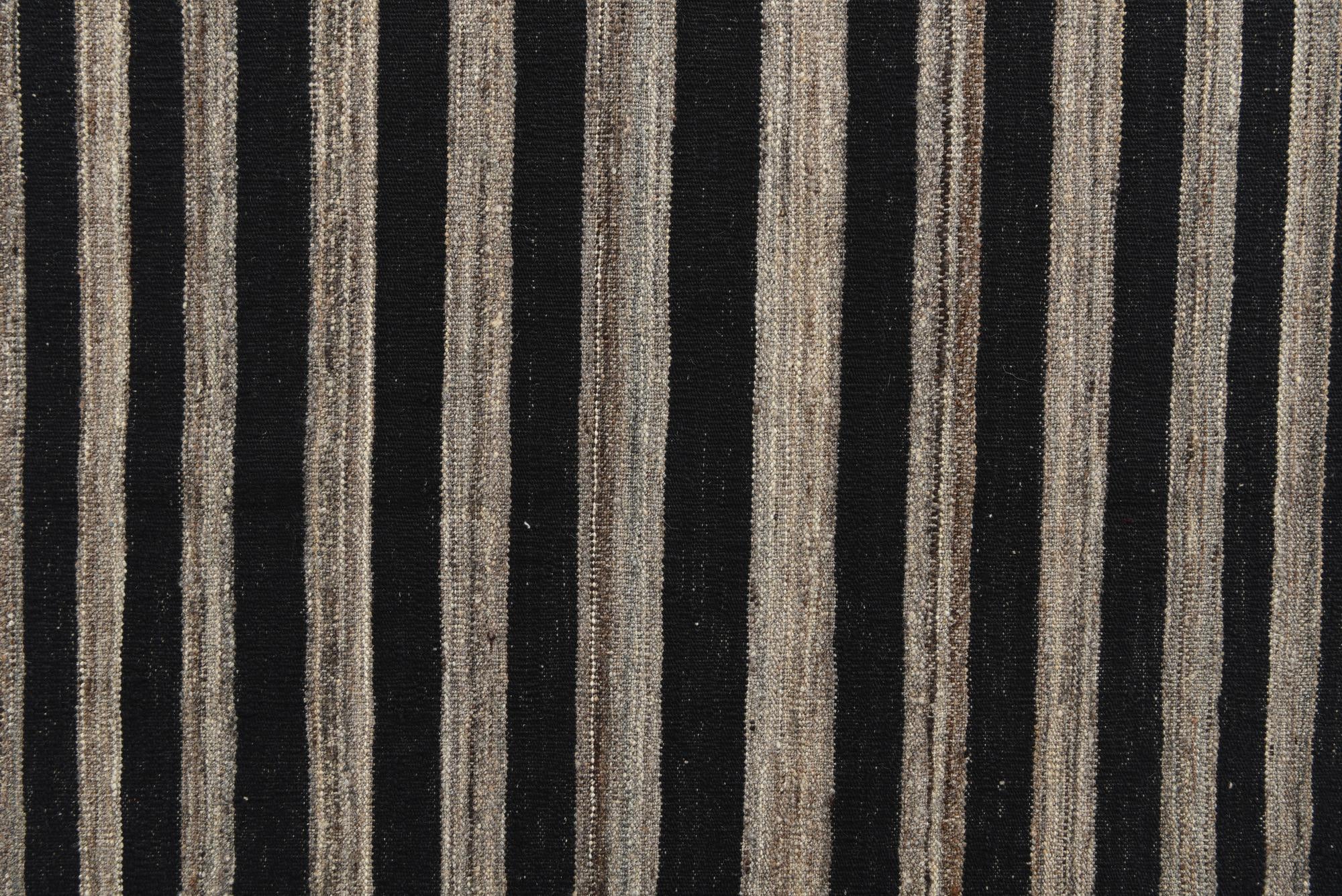 5' 4 x 6' 2 Hand Woven Kilim Modern Wool Rug