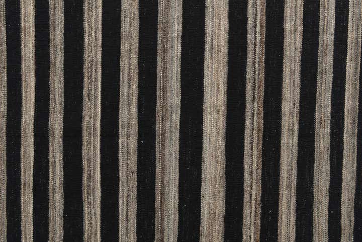 5' 4 x 6' 2 Hand Woven Kilim Modern Wool Rug