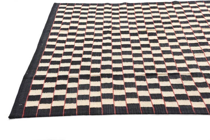 Detail image of 6' 9 x 9' 6 Hand Woven Kilim Modern Wool Rug