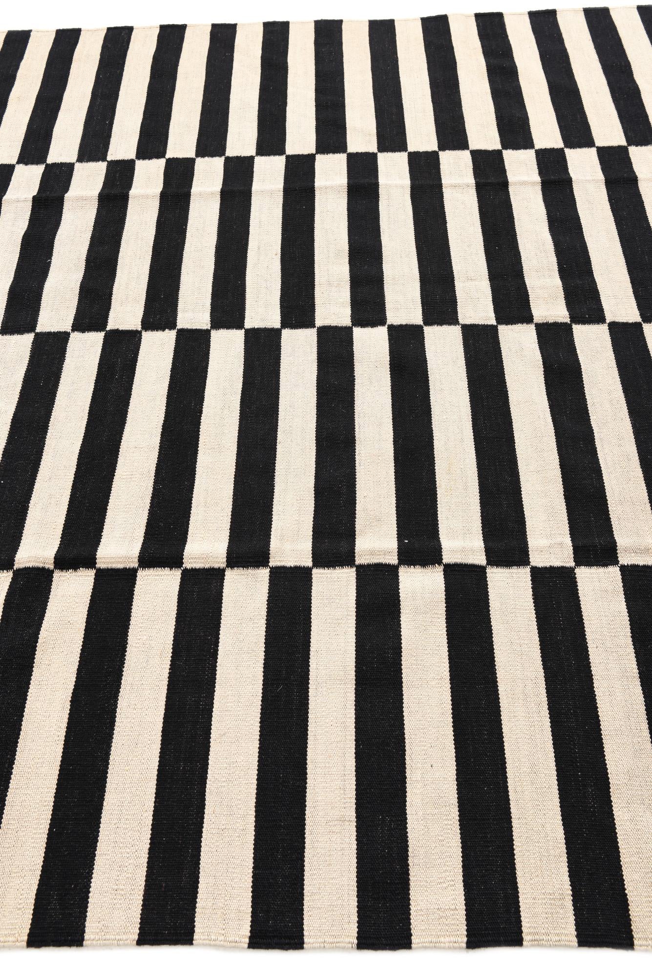 6' 6 x 9' 10 Hand Woven Kilim Modern Wool Rug