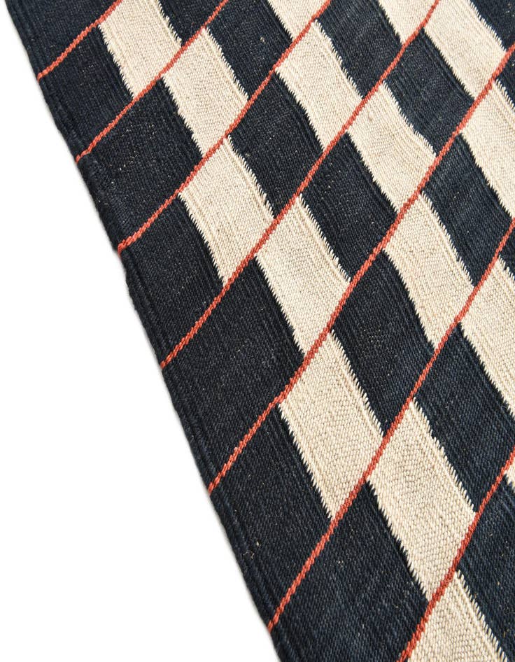 Detail image of 6' 8 x 9' 6  Hand Woven Kilim Modern Wool Rug