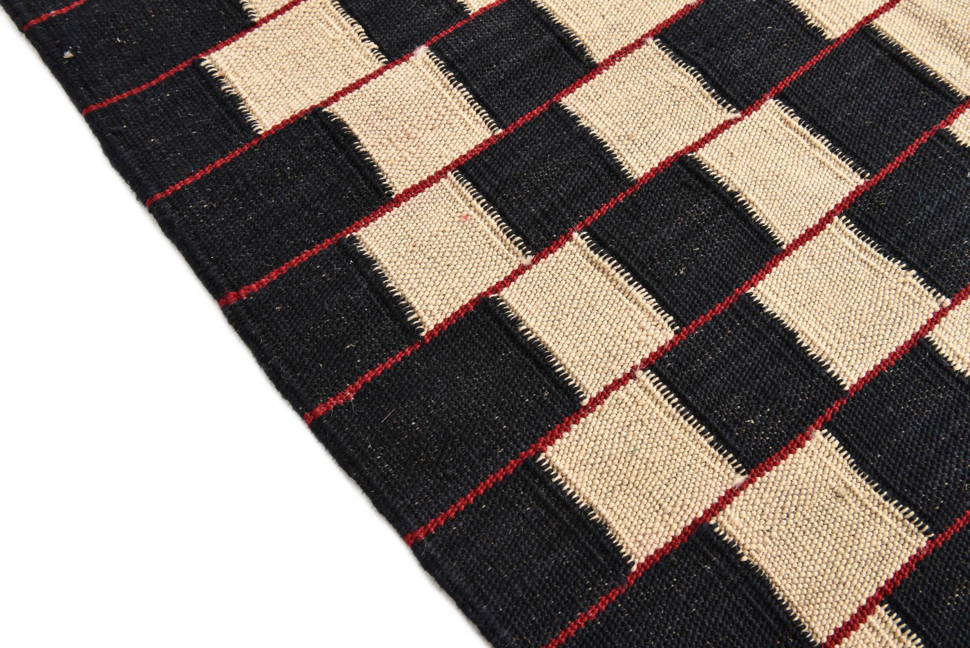 5' x 6' 2 Hand Woven Kilim Modern Wool Rug