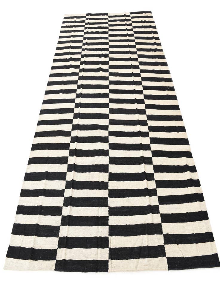 Detail image of 6' 8 x 9' 10  Hand Woven Kilim Modern Wool Rug