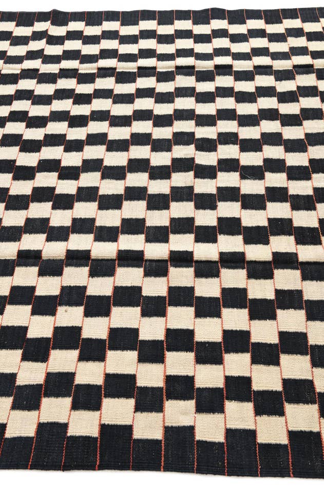 Detail image of 5' 8 x 7' 7 Hand Woven Kilim Modern Wool Rug