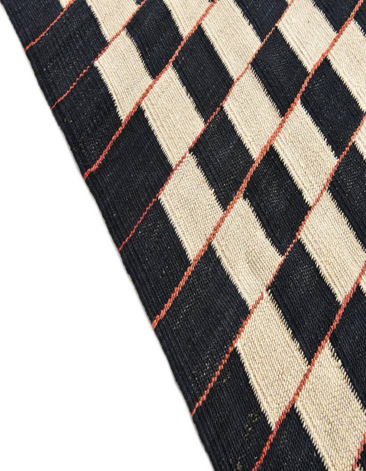 Detail image of 5' 8 x 7' 7  Hand Woven Kilim Modern Wool Rug