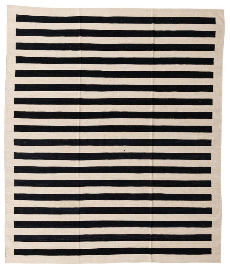 Detail image of 8' 3 x 9' 8 Hand Woven Kilim Modern Wool Rug